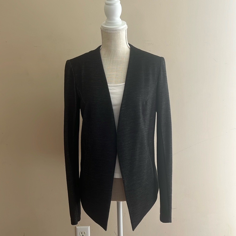 BCBGeneration Women’s Gray Black Open Front Jacket Size: M